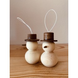 Pupazzo di neve duo appendino in legno cirmolo/noce (6,5 cm) Fatto a mano